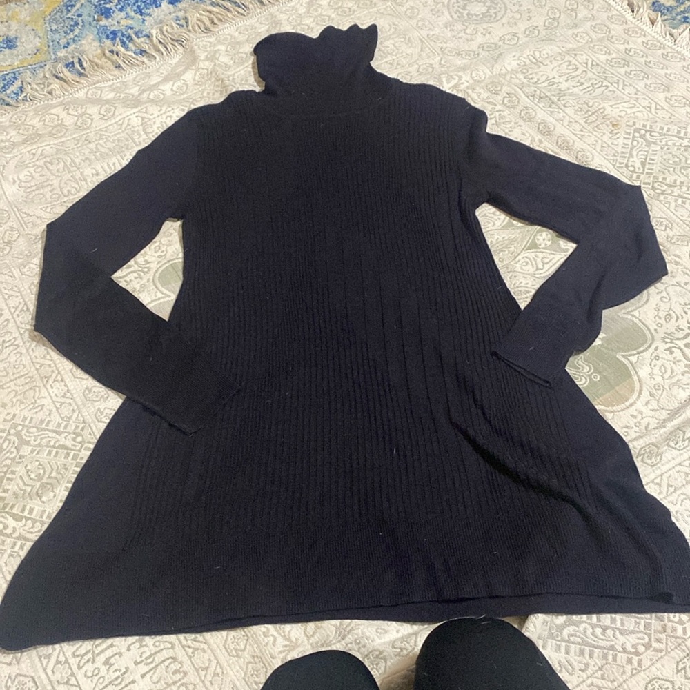Apt 9 Tunic